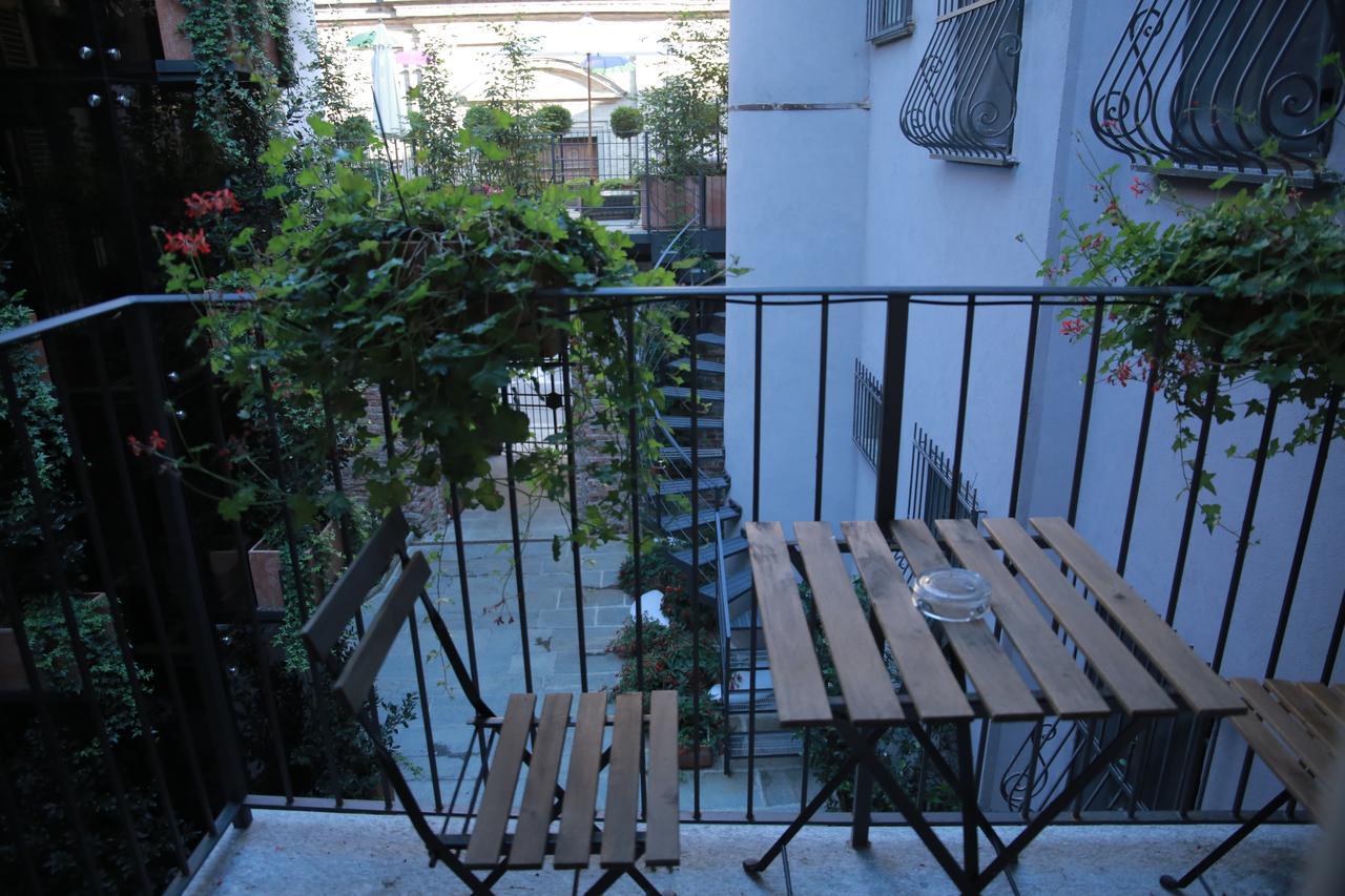 La Canonica - Charming Self-Catering Apartments In Ницца-Монферрато Экстерьер фото