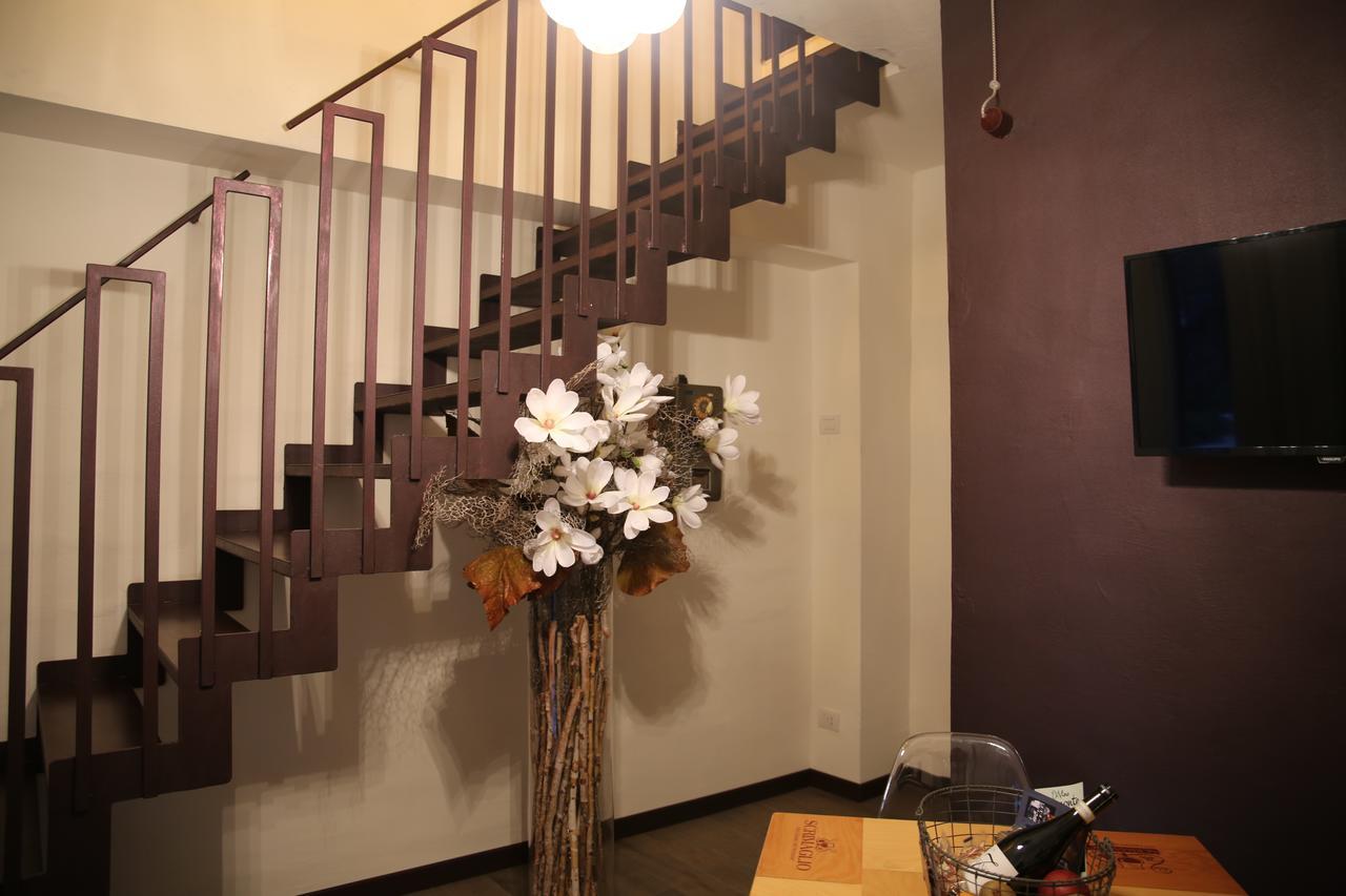 La Canonica - Charming Self-Catering Apartments In Ницца-Монферрато Экстерьер фото