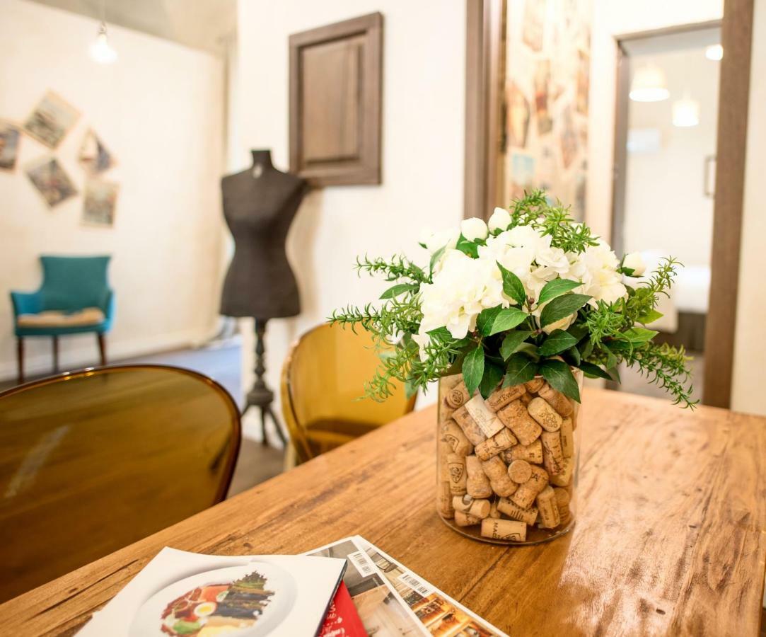 La Canonica - Charming Self-Catering Apartments In Ницца-Монферрато Экстерьер фото